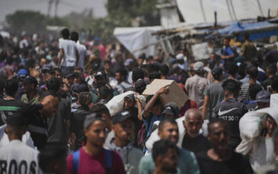 Gaza aid suspended after Hamas threatens workers, relief organization says