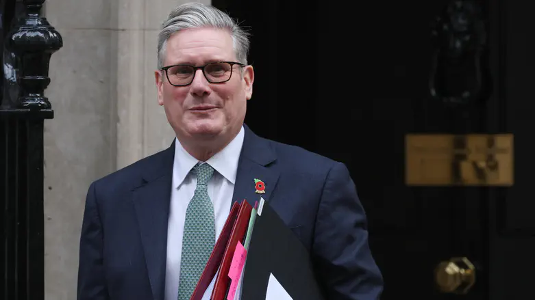 Starmer: ‘It’s our job to deal with roots of antisemitism’