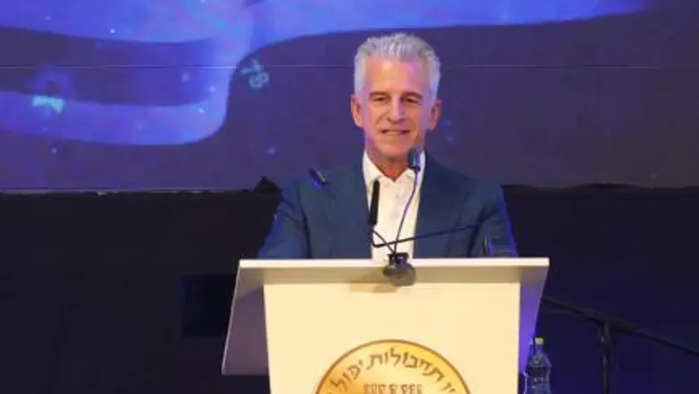 Mossad missions deep behind enemy lines revealed during award cermony