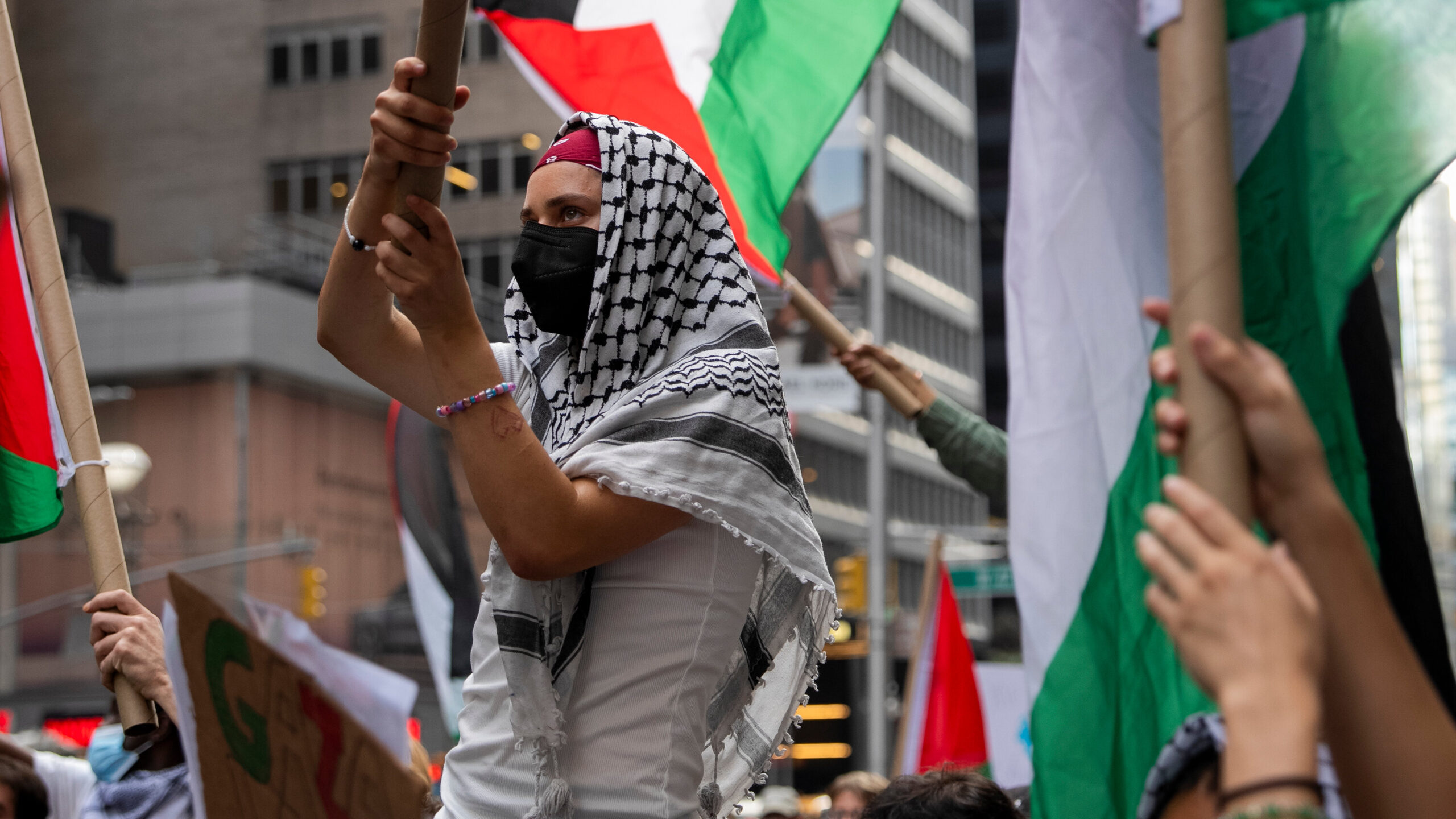 Under Trump, Green Card Seekers Face New Scrutiny for Views on Israel