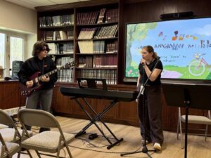 Lunchtime “Cocoahouse” With Barrack Hebrew Academy’s Music Club