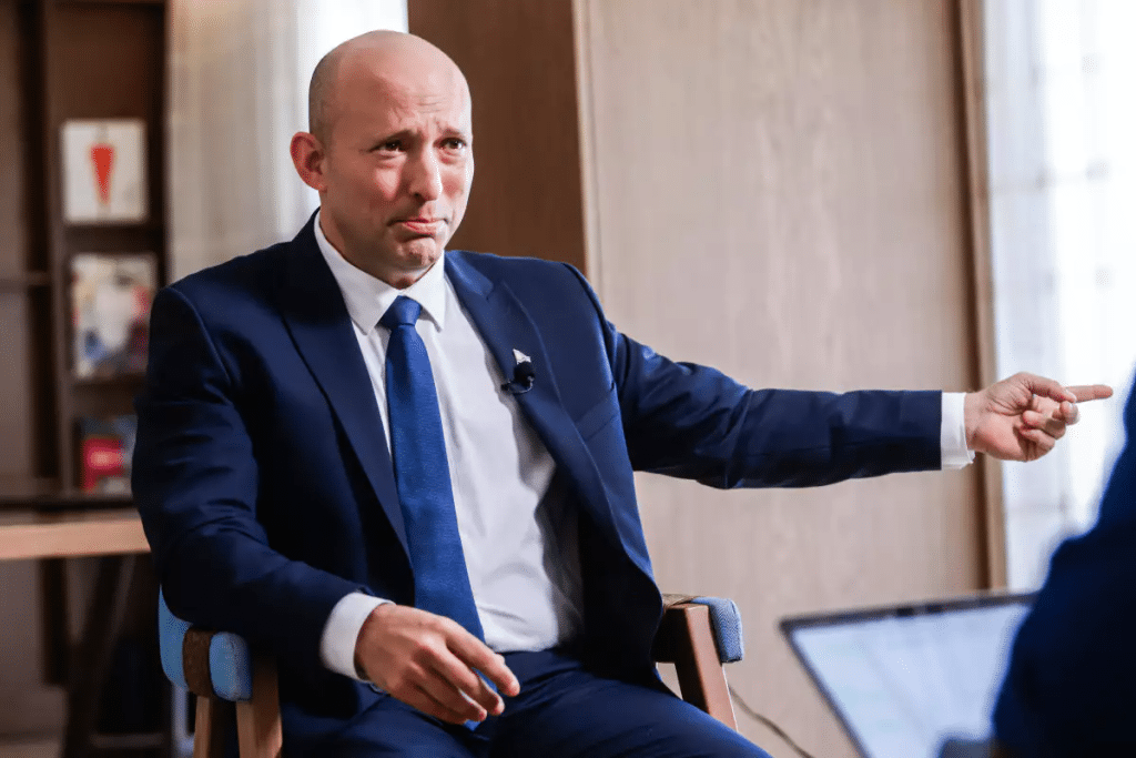 ‘The real right is me’: Bennett sets his coalition terms, challenges Eisenkot to act
