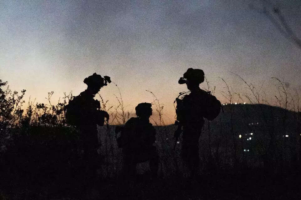 On Mount Dov, the IDF pushes Hezbollah back