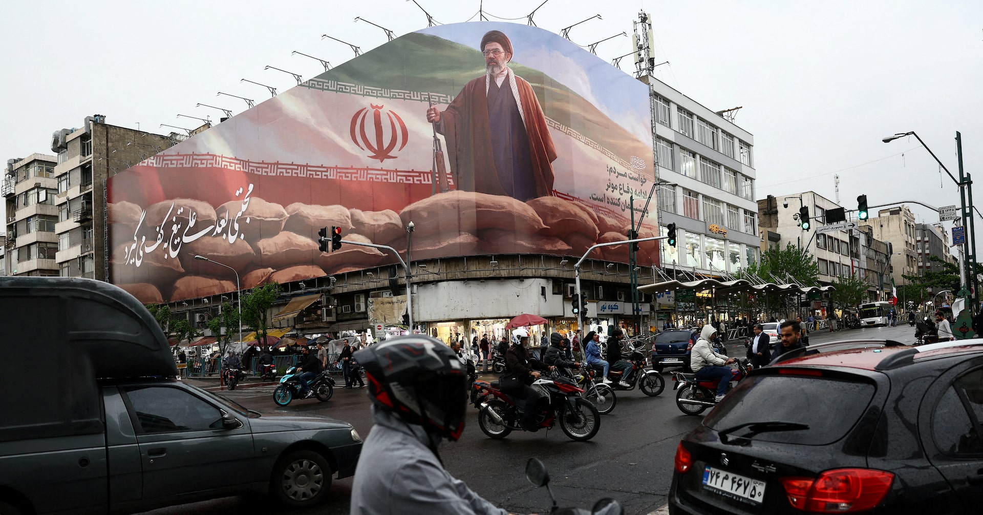 Iran’s Guards seize wartime power, blunting Supreme Leader’s role