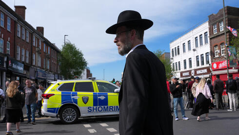 British Jewish leader: London stabbing attack deepens fears but won’t force Jews ‘behind walls’