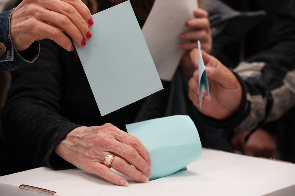 ​Israel boycott question won’t appear on Oak Park Township ballots after packed meeting, passionate comments 