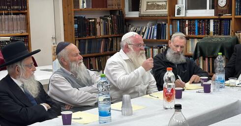 Religious Zionist rabbis warn female tank fighters could push recruits out of armor