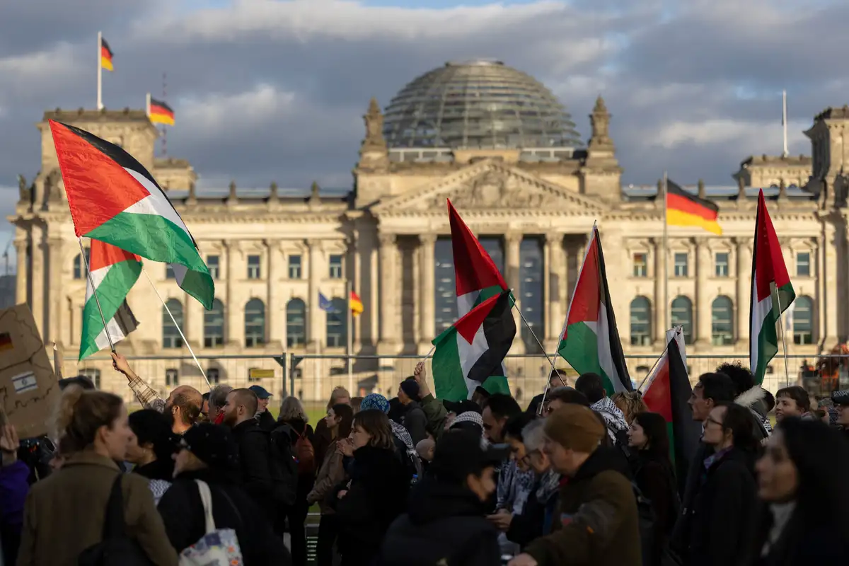 German state looks to make denial of Israel’s right to exist illegal