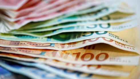 Israel approves first shekel-backed stablecoin for limited launch