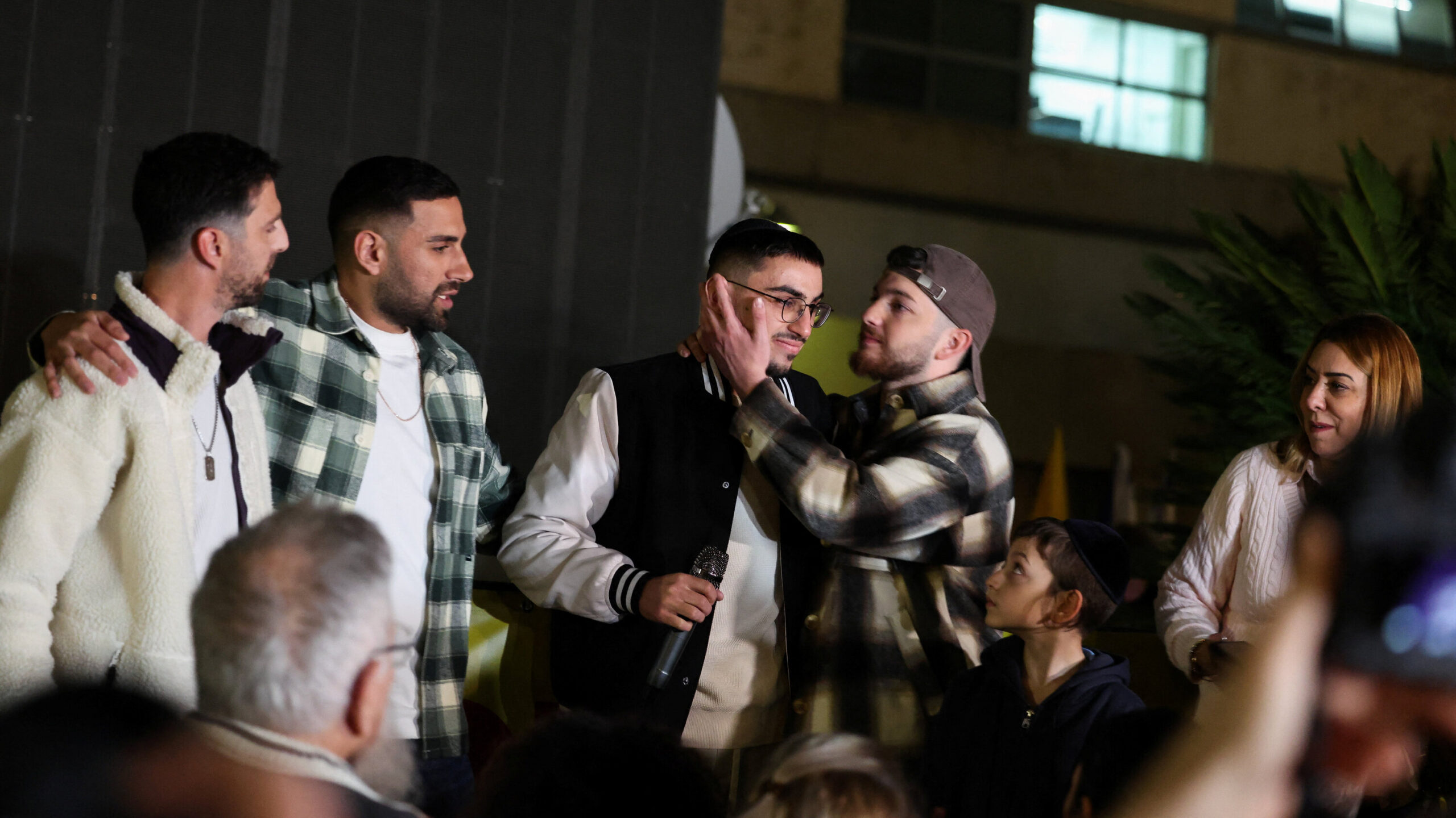 Former Hostage Calls on All of Israel’s Government to Resign