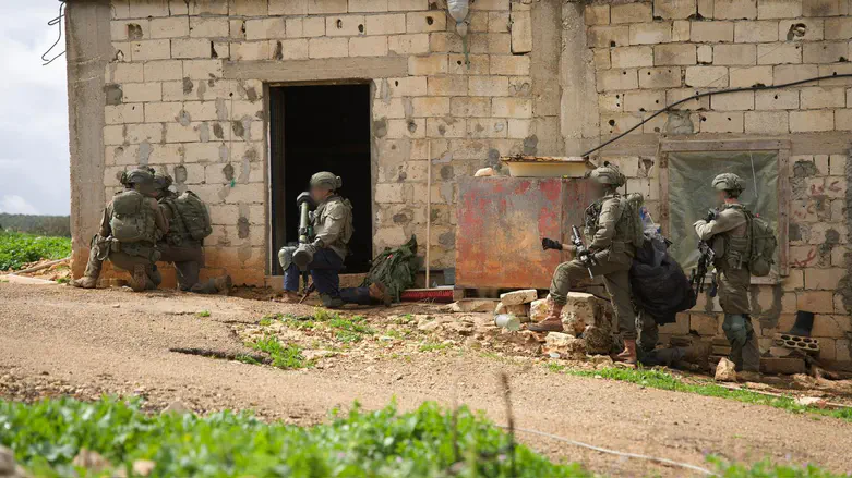 IDF warns: Evacuate villages in southern Lebanon