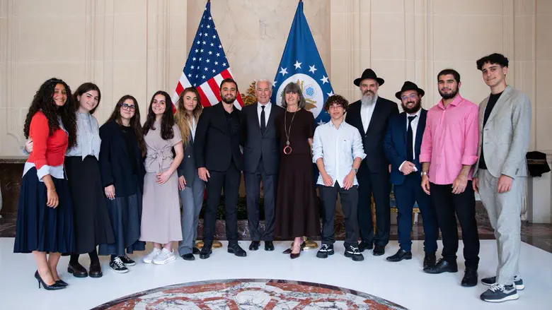 US ambassador shocked as teenagers reveal: We are forced to hide our Judaism