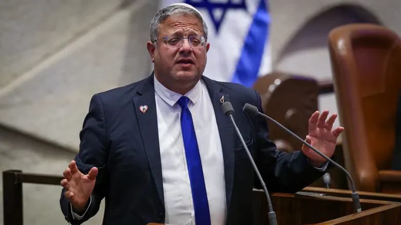 Ben-Gvir lashes out at Sa’ar from Knesset podium following criticism