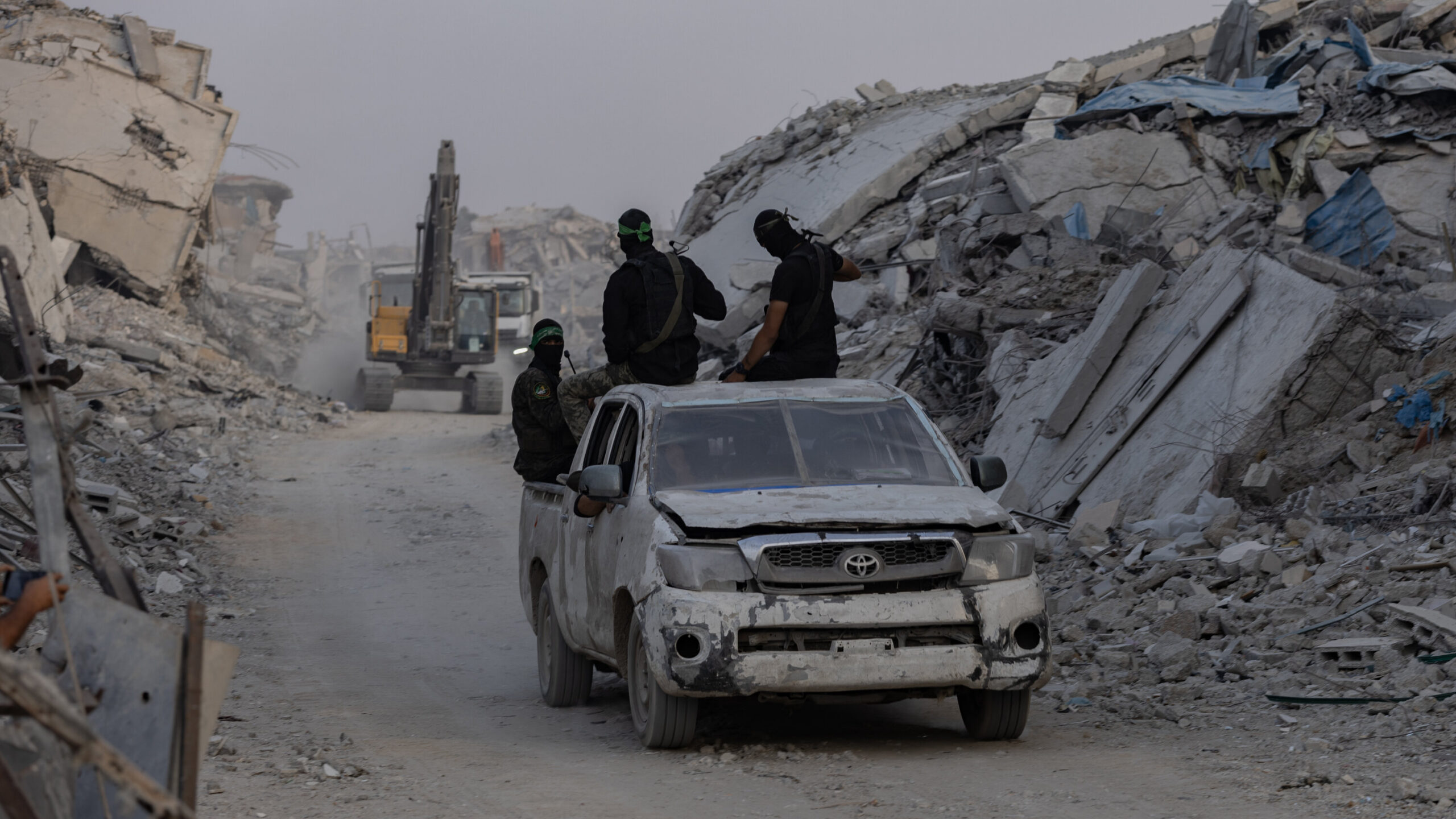 Top Gaza Negotiator Urges Hamas to Embrace Rebuilding Plan