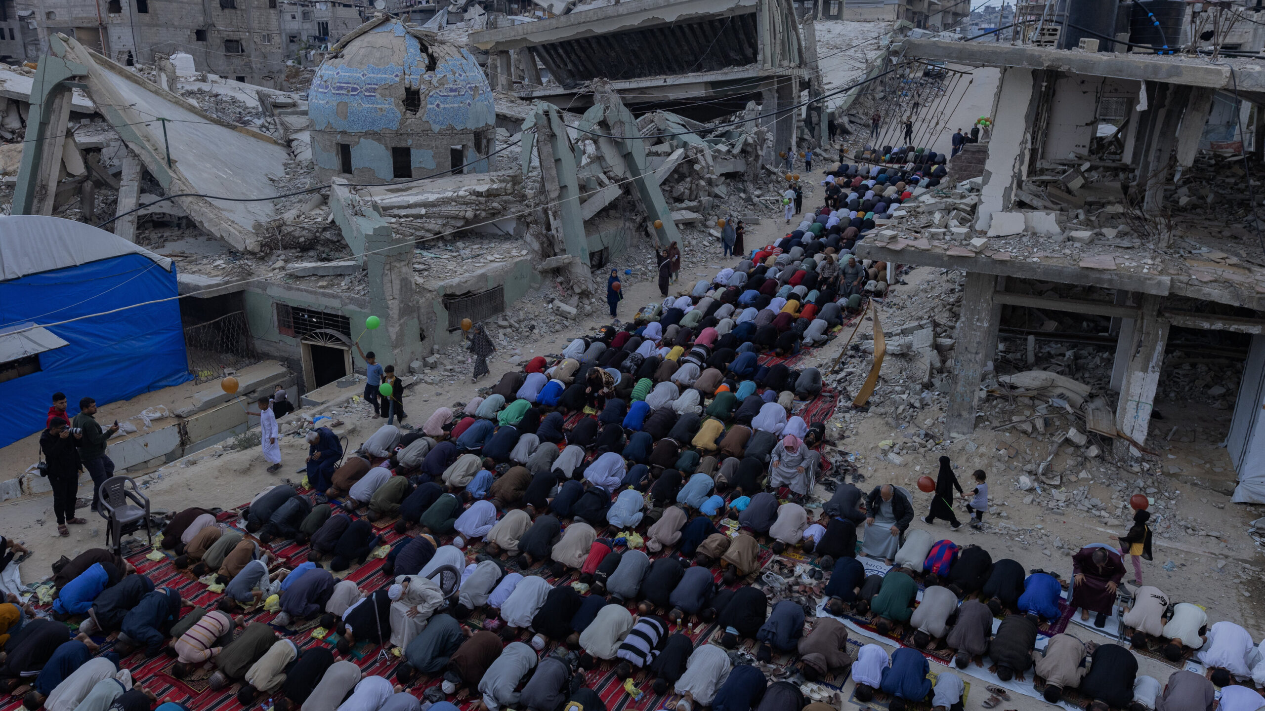 Across the Middle East, Muslims Mark Eid Amid War and Crisis