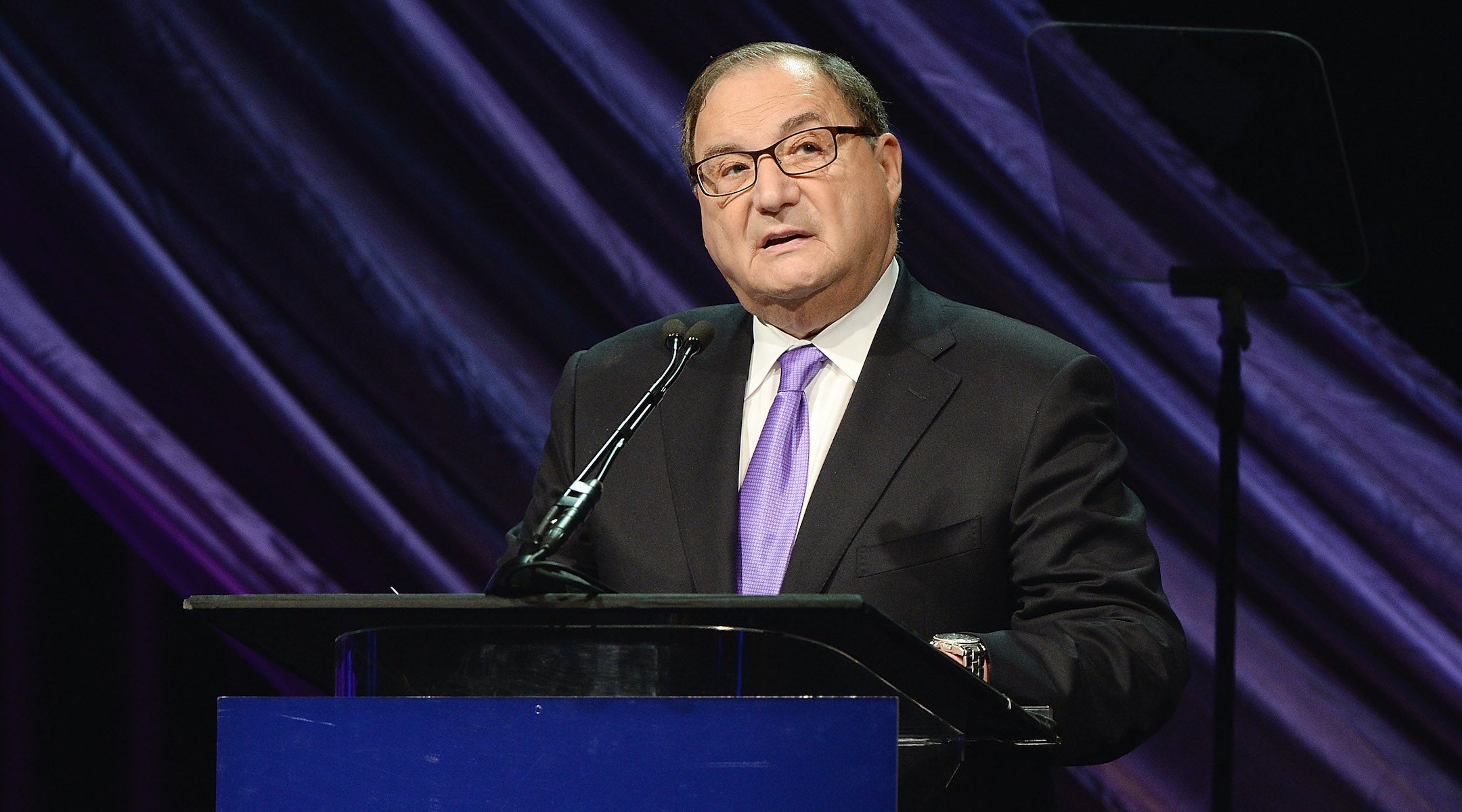 Abraham Foxman, Transformative Longtime Director of the Anti-Defamation League, Dies at 86