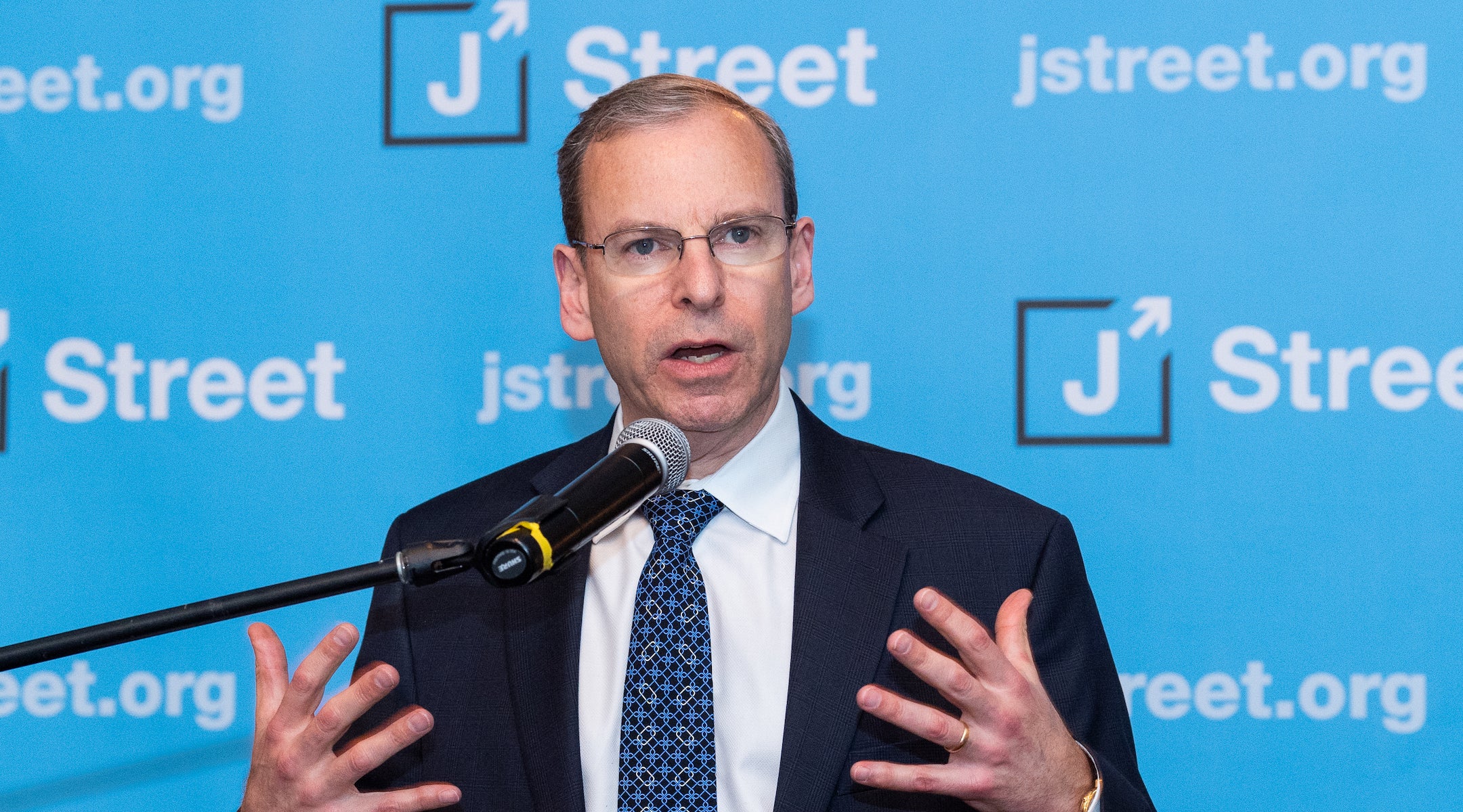Hundreds of Jewish leaders call on Israeli ambassador to apologize for attack on J Street