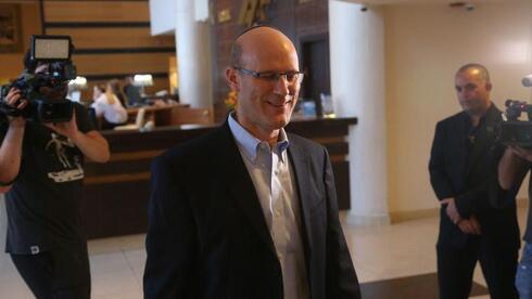 Netanyahu’s personal attorney emerges as leading candidate for top government watchdog post