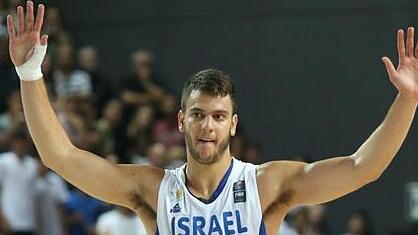 Israel national team basketball player Raz Adam dies at 26 in fatal car crash