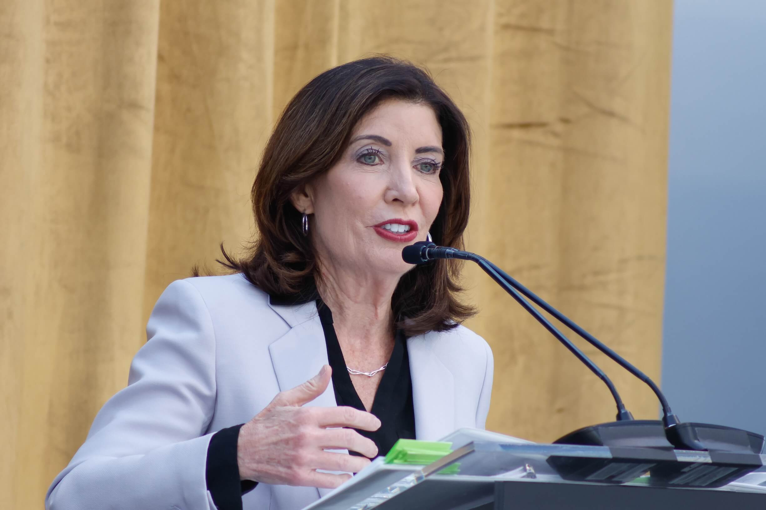 Hochul makes play for Orthodox voters with tuition relief and synagogue buffer zones