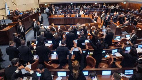 Coalition moves to dissolve Knesset next week, take control of election process