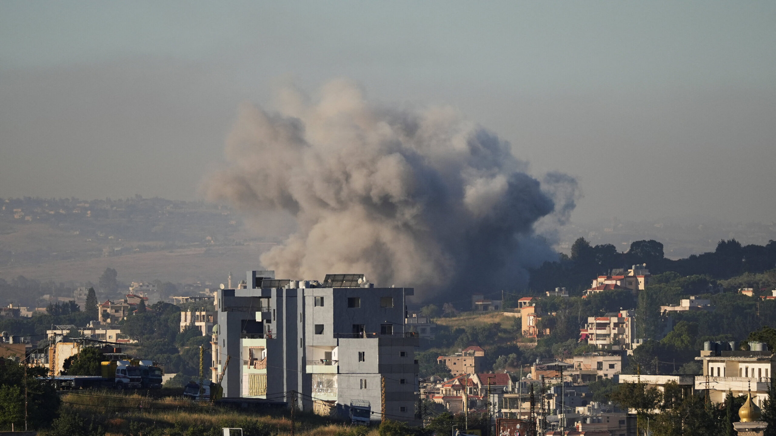 Hopes of Lebanon Cease-fire Falter as Israel and Hezbollah Fight