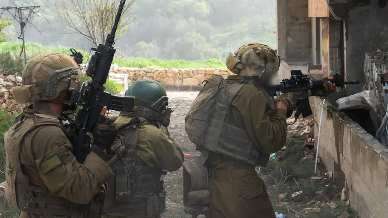 Prep. for Lebanese Army pilot program: IDF to begin scaling back forces across the border