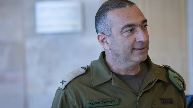 Brigadier General Yisrael Shomer questioned on suspicion of moral offenses, resigns