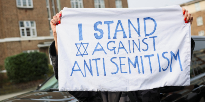 British Man Admits Threatening to ‘Kill Jewish Schoolchildren’ Amid Rising Antisemitism in London