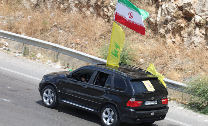 US Has ‘Switched Sides’ by Handing Iran a Lebanon Victory, Israeli Expert Warns as Tehran Recruits for Hezbollah