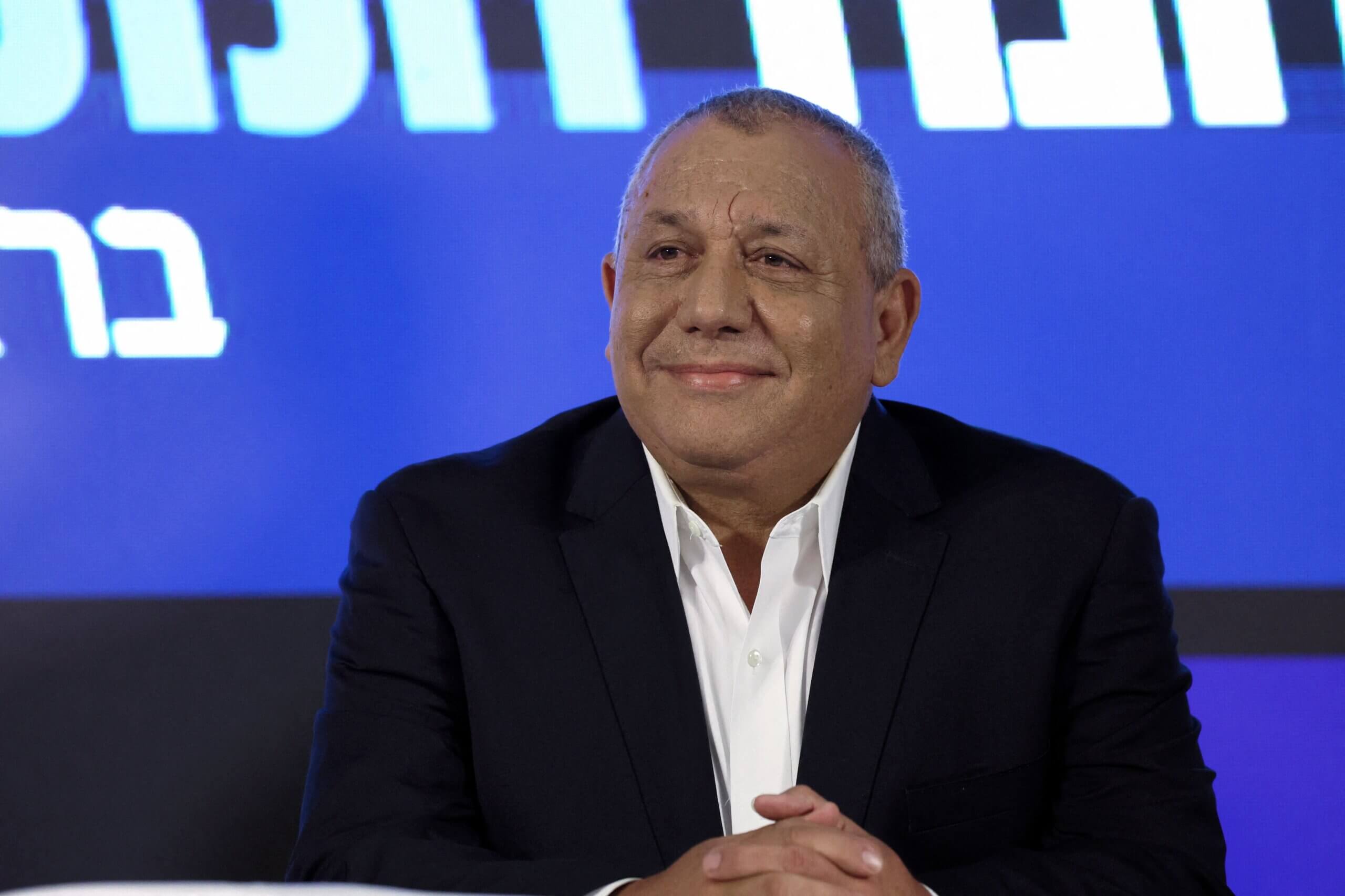 Who is Gadi Eisenkot, the Israeli politician who could dethrone Netanyahu?