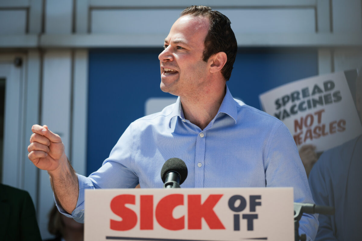 Montgomery County, Md. exec candidates clash over antisemitism records as Jewish vote looms large