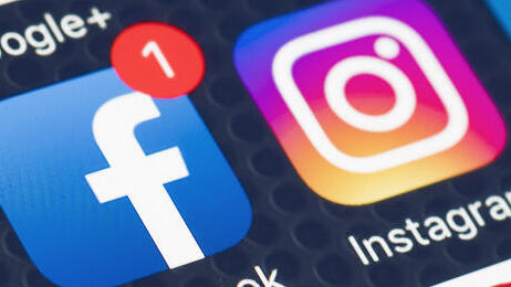 Users report global outage on Facebook and Instagram