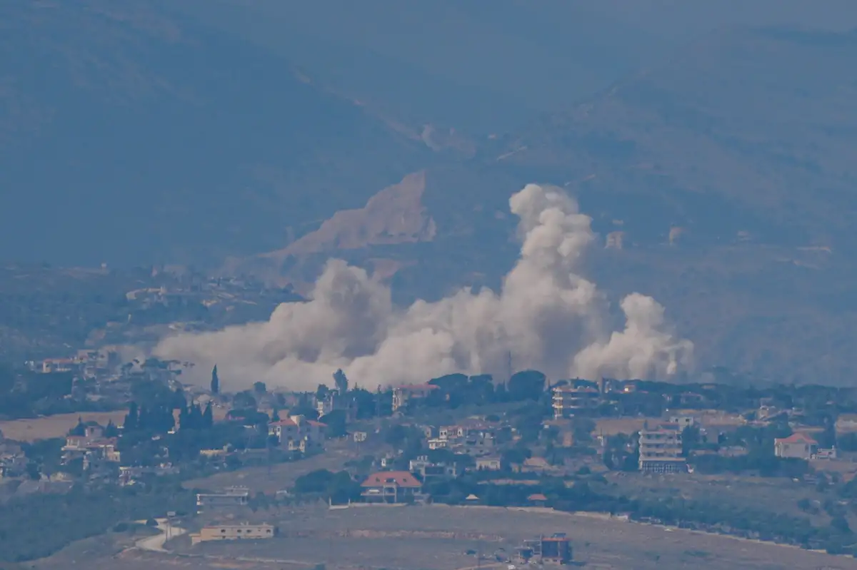 Israel and Lebanon agree to renew ceasefire