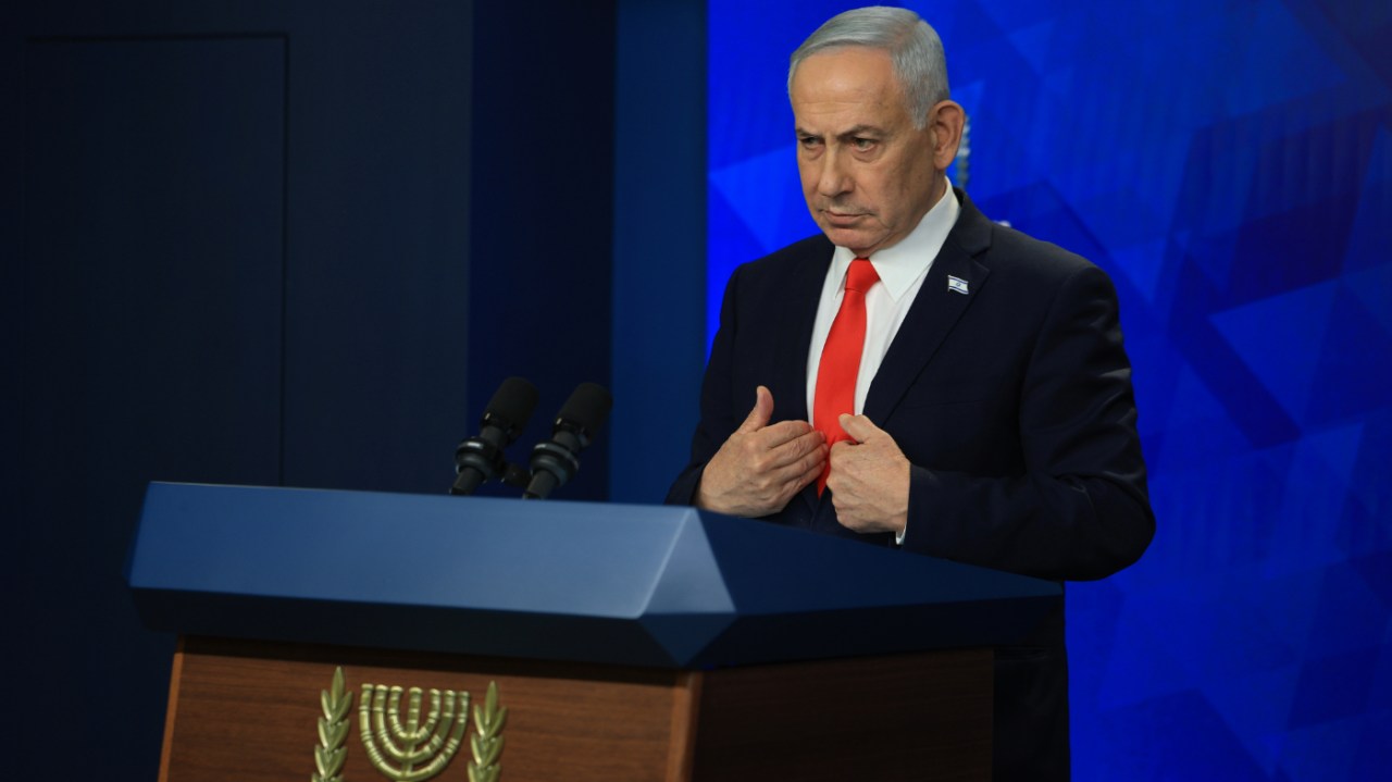 Lebanon strikes by Israel test US-Iran deal as peace talks postponed
