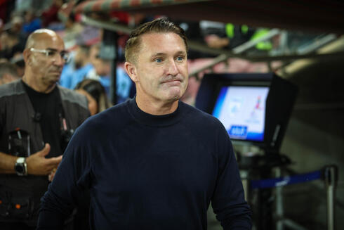 Celtic fans protest Robbie Keane manager talks over Israel coaching role
