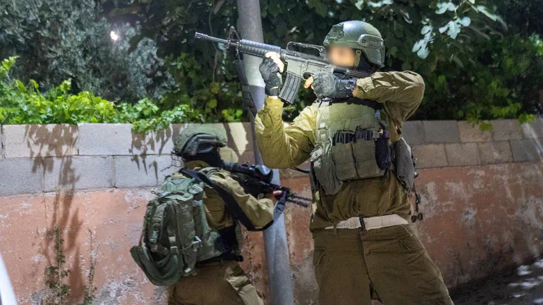 Watch: IDF troops raid dozens of buildings in Jenin