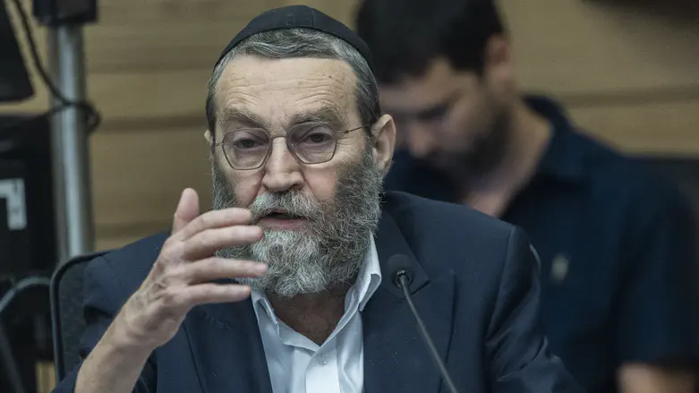 Haredi MKs blast Tax Authority over Bnei Brak