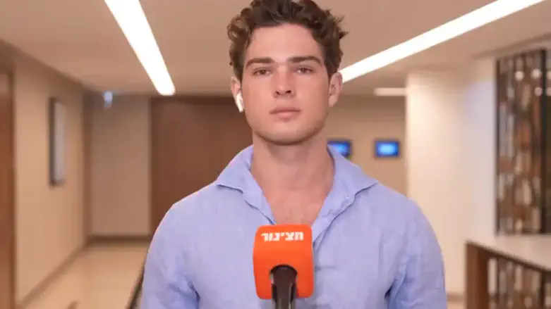 IDF punishes soldier pictured with controversial social media influencer