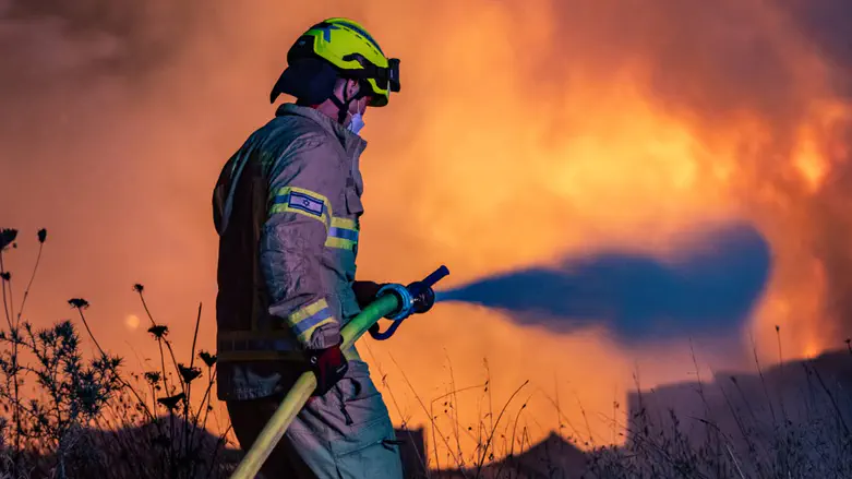 Havat Gilad evacuated as wildfire reaches homes