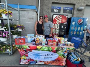 Stocking Pantry Shelves With JFS