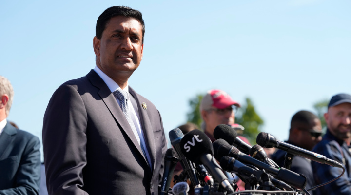 Detained in Israel? Ro Khanna’s Inconsistent Claims That the Media Never Questioned