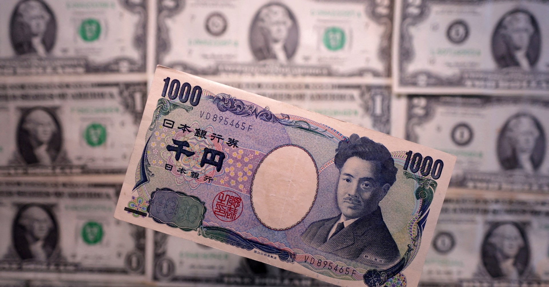 Dollar steady before US inflation data, yen under pressure