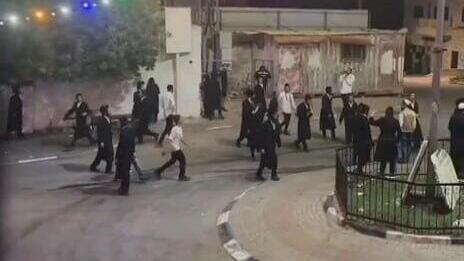 Radical Hasidics enter Palestinian village housing biblical tombs, sparking violent clashes
