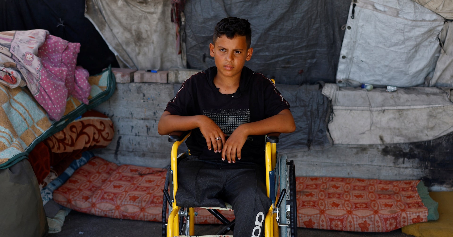 In Gaza, a mother’s hunt for water lays bare a worsening health crisis