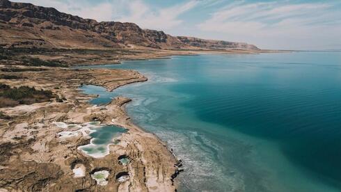 Israel records hottest day in nearly a year as temperatures hit 44.7°C