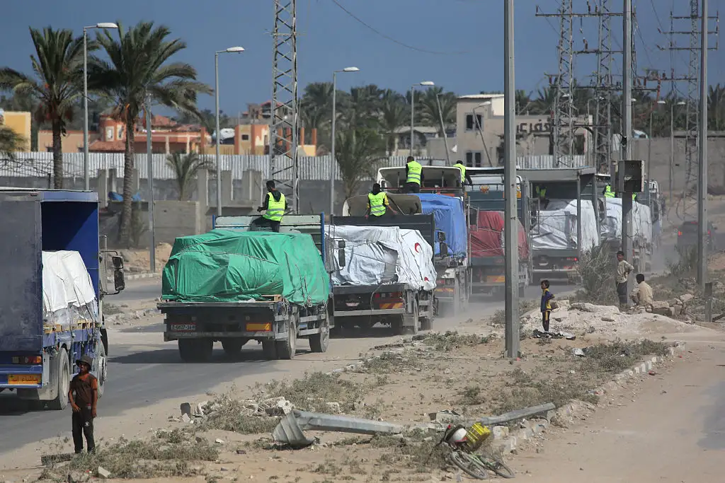 UN rebukes Hamas for raiding humanitarian aid warehouse