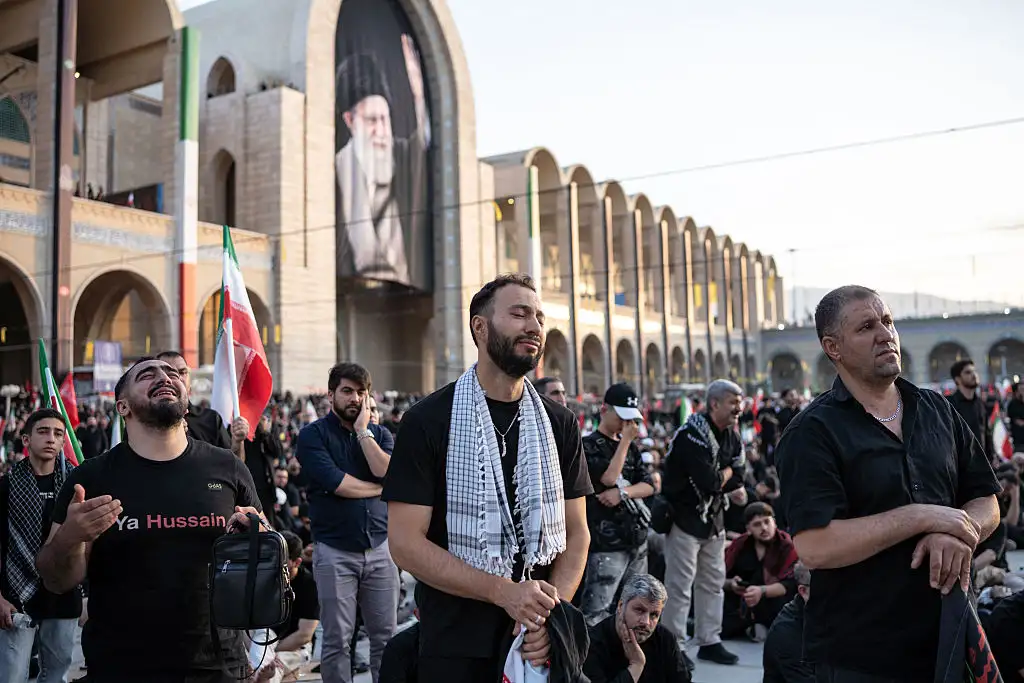 Iranian foreign minister sits down with Hamas, Hezbollah and Houthis at Ali Khamenei funeral