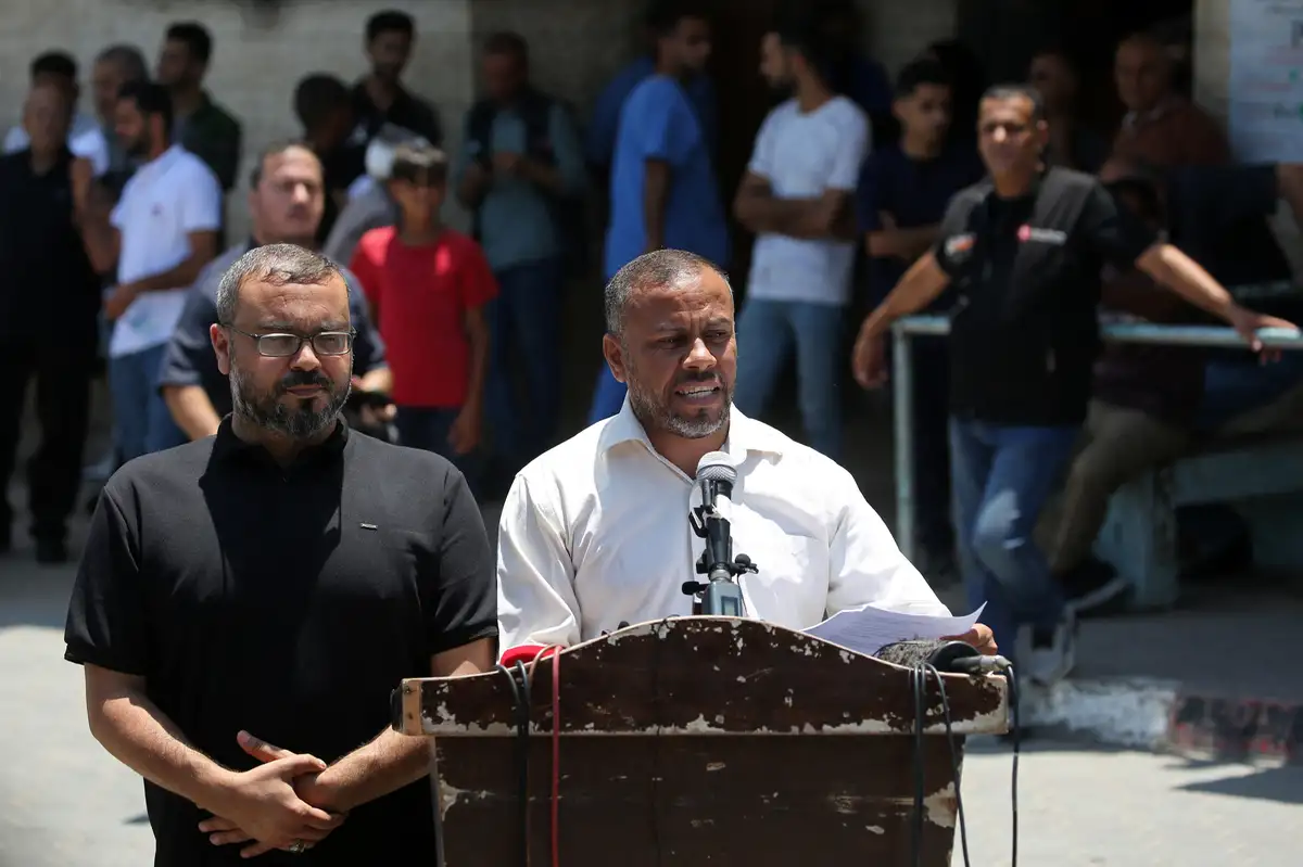 Hamas dissolves Gaza government in preparation for peace plan handover