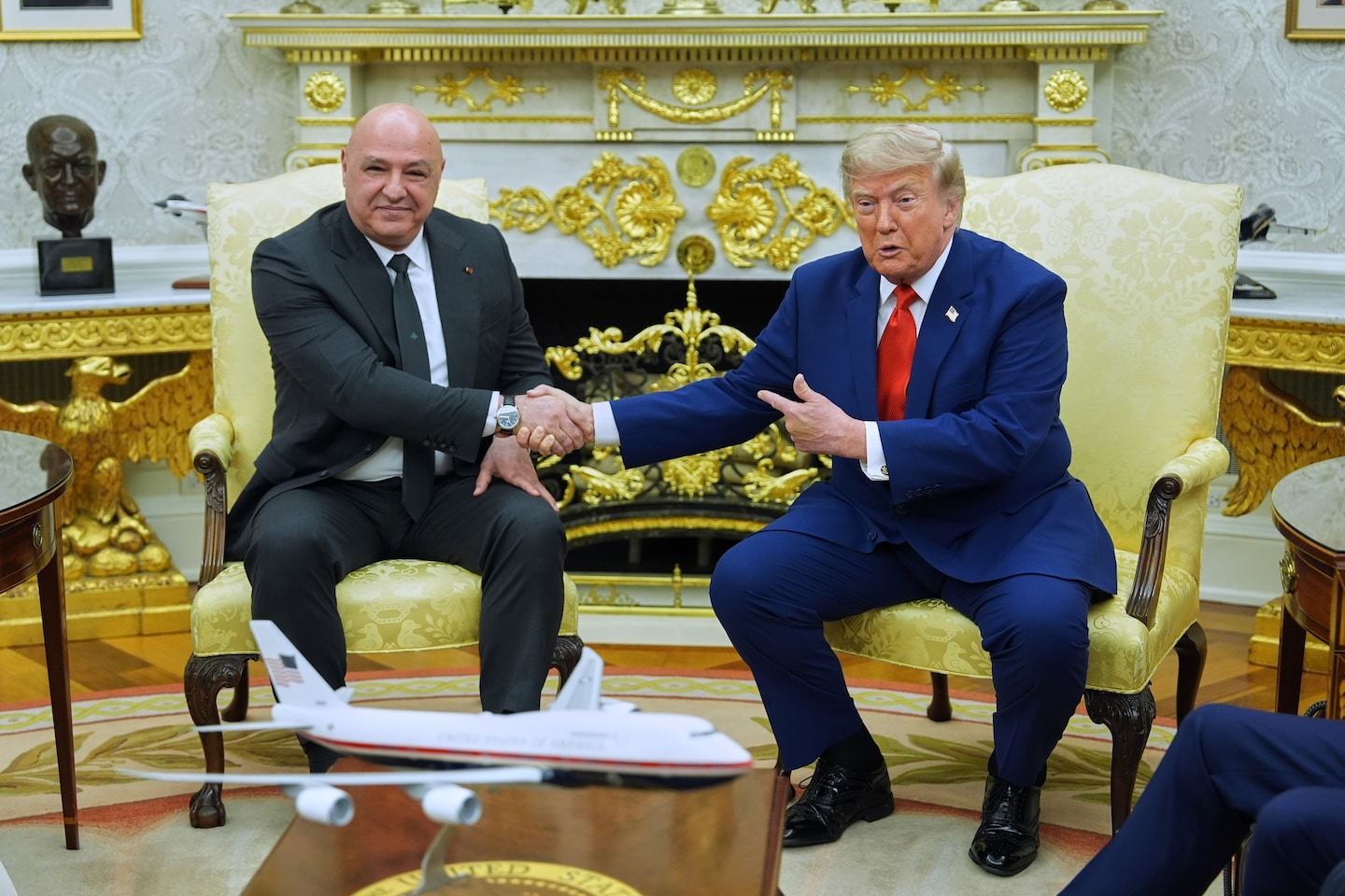 The U.S. supports efforts to mediate a deal between Lebanon and Israel, President Trump said in a meeting with Lebanese President Joseph Aoun, amid shaky efforts to restore Lebanese control over its southern territory following an Israeli military incursion.
